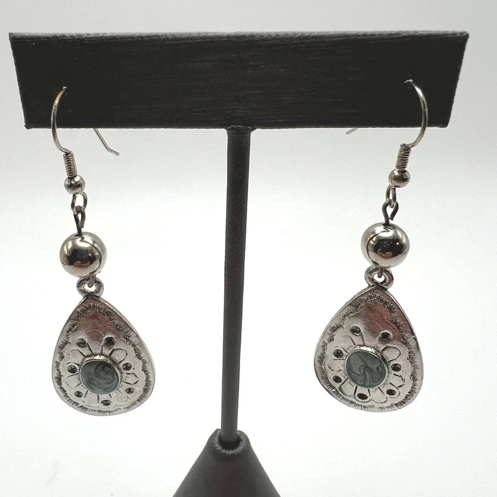 Vintage Pierced Earrings Silver‎ Tone Drop Dangle Green Swirl Enamel Center